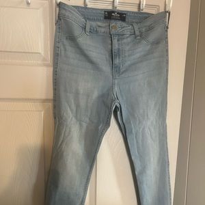 Women’s Hollister high-rise jeans legging size 8S w29S